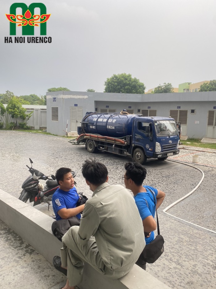 Môi Trường Đô Thị Hà Nội - Đơn vị vận chuyển bùn vi sinh nhanh chóng, an toàn cho khách hàng